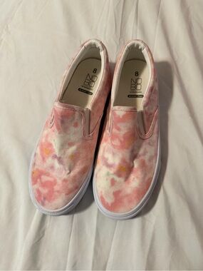No Boundaries Pink Tie-Dye Slip-On Sneakers